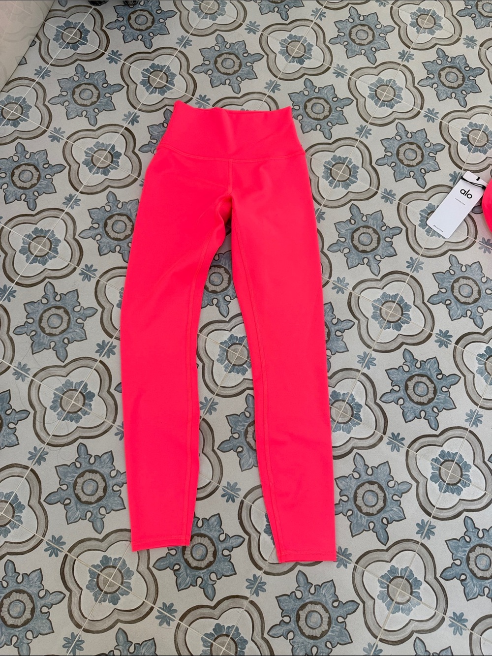 ALO Yoga airlift 7/8 Neon Pink High-Rise Leggings